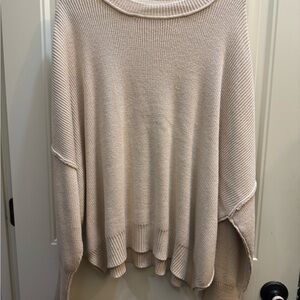 Elegant Beige Women's Poncho